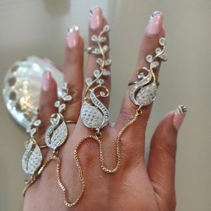 Arabesque dressy delicate adjustable quad ring set